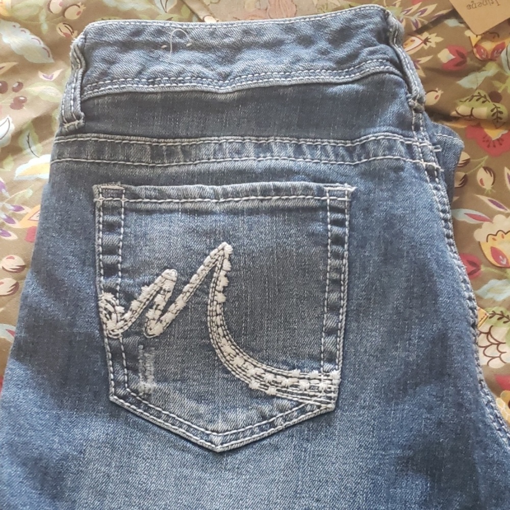 Nice comfy Maurices jeans